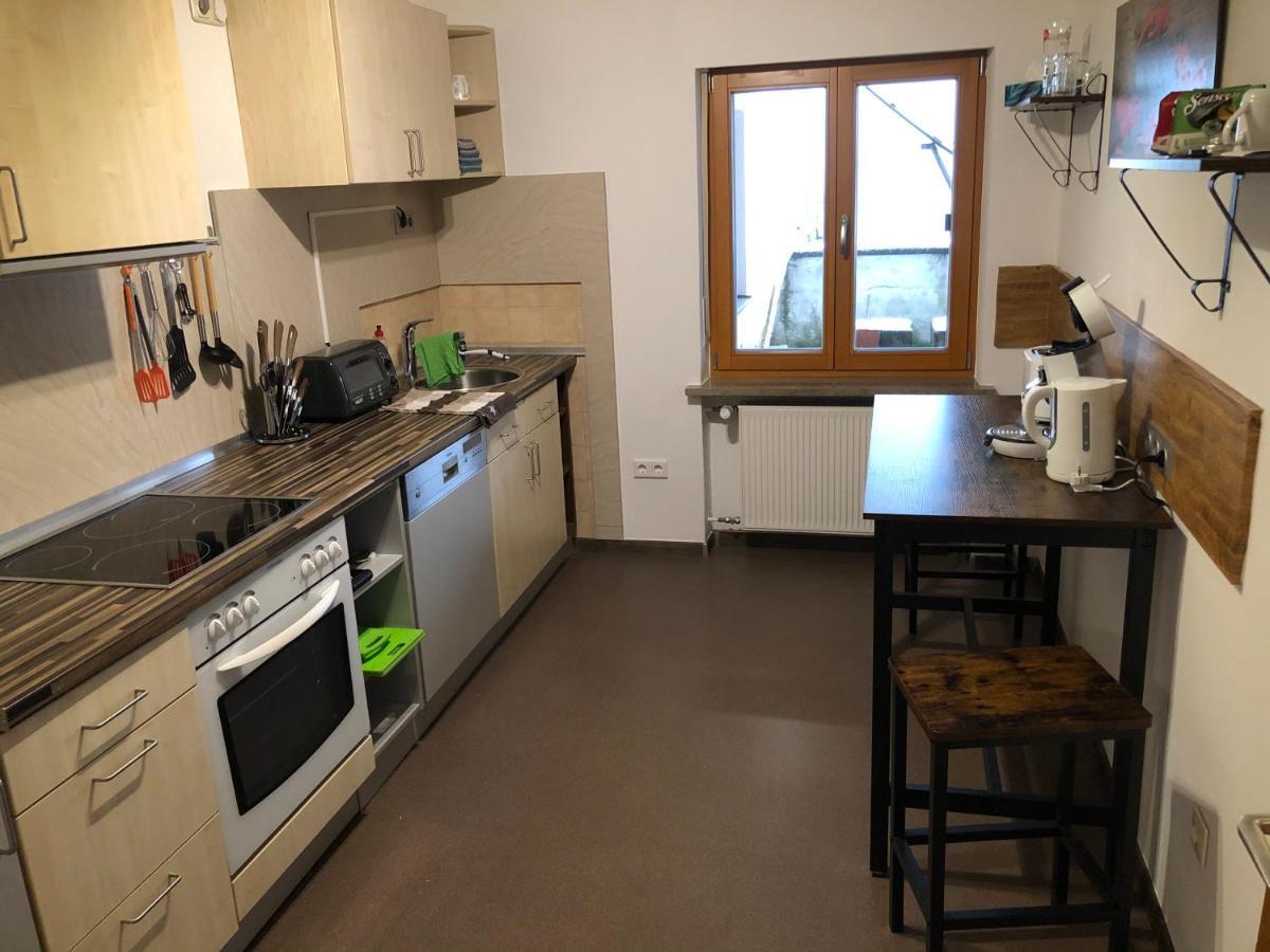 Apartment Tom